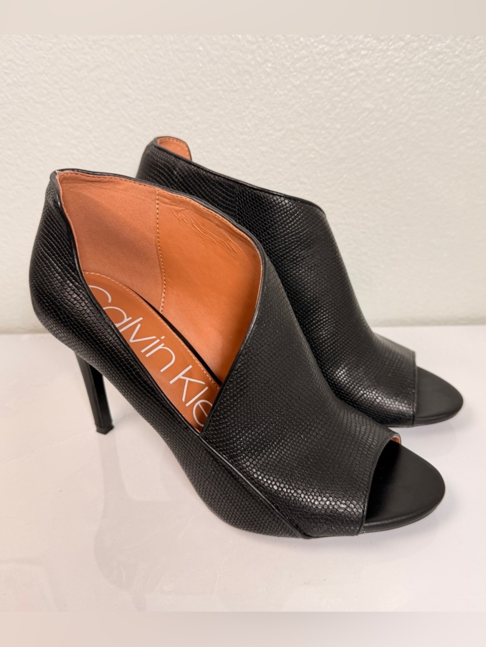 Calvin Klein Black Textured Leather Peep-Toe Stiletto Booties size 7.5 - Picture 4 of 8